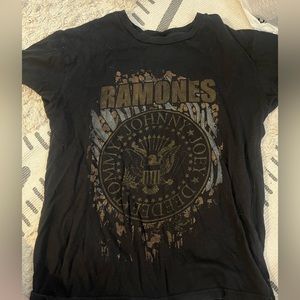 2 t-shirt’s
